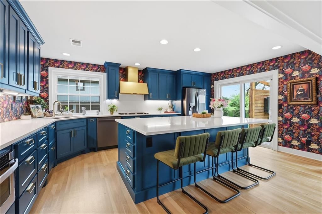 2601 W 121st Street — photo 9