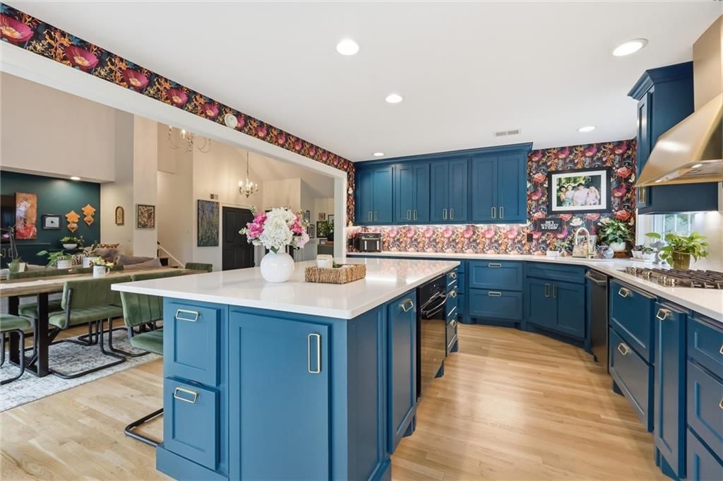 2601 W 121st Street — photo 12