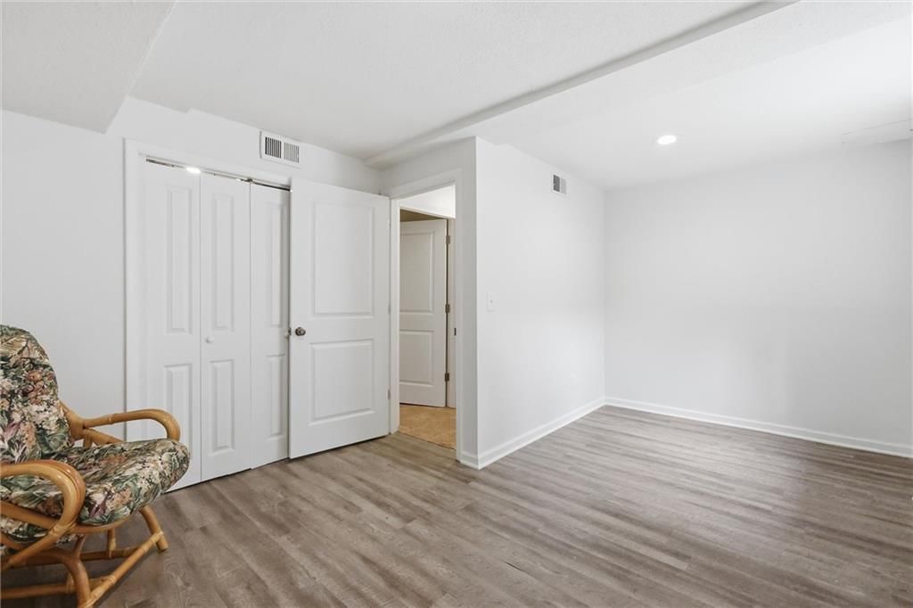 2601 W 121st Street — photo 31