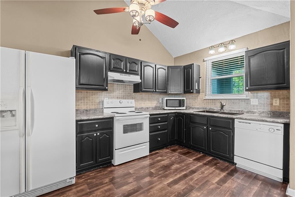 202 E Kirby Road — photo 8