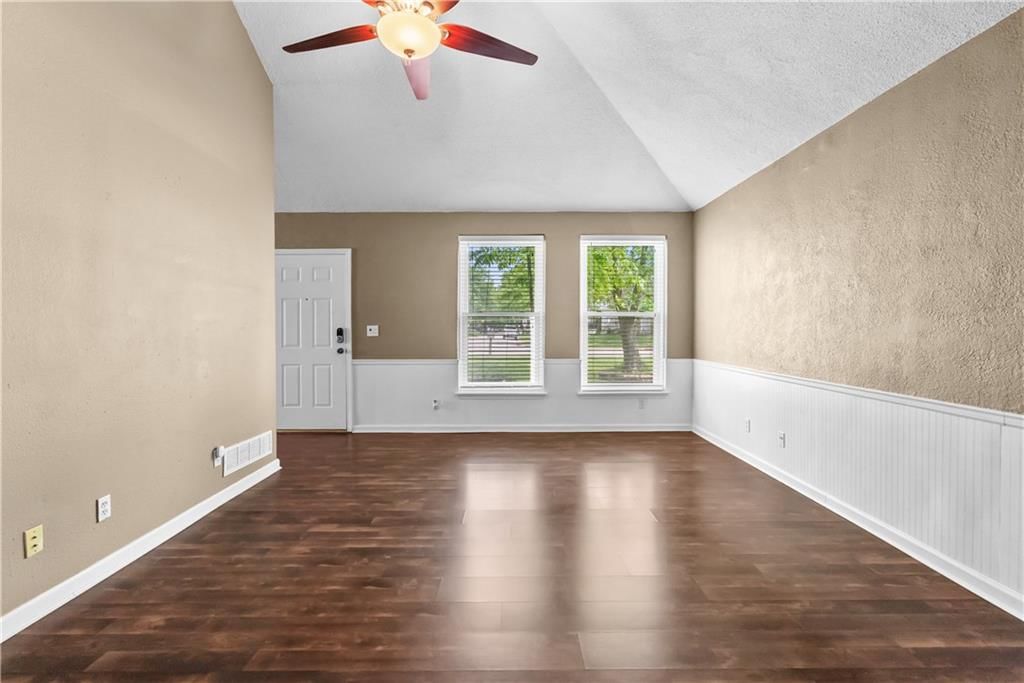 202 E Kirby Road — photo 13