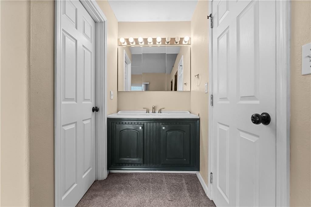 202 E Kirby Road — photo 16