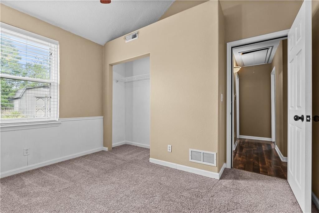 202 E Kirby Road — photo 22