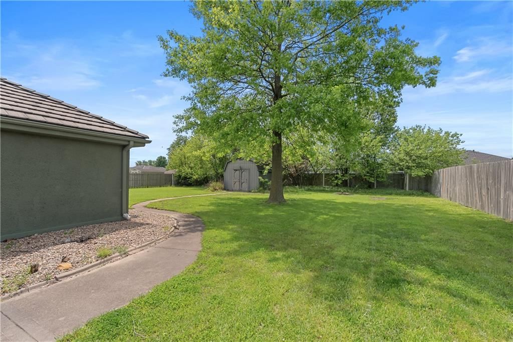 202 E Kirby Road — photo 25