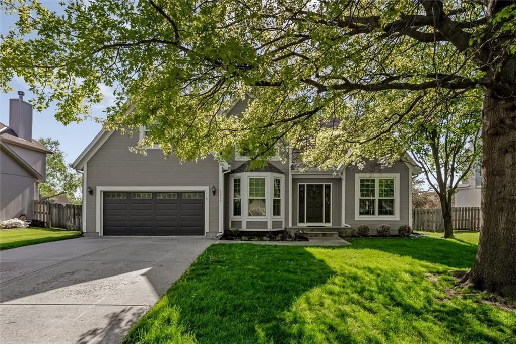 15216 Woodson Street — photo 2