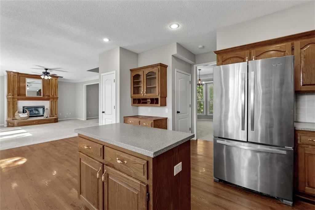 15216 Woodson Street — photo 11