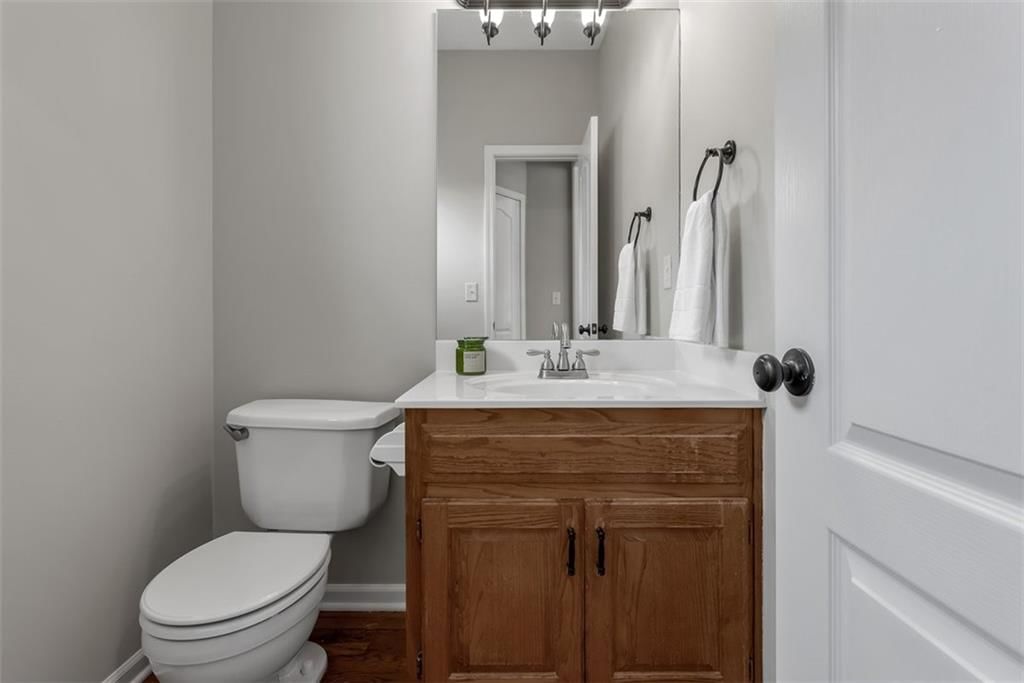 15216 Woodson Street — photo 17