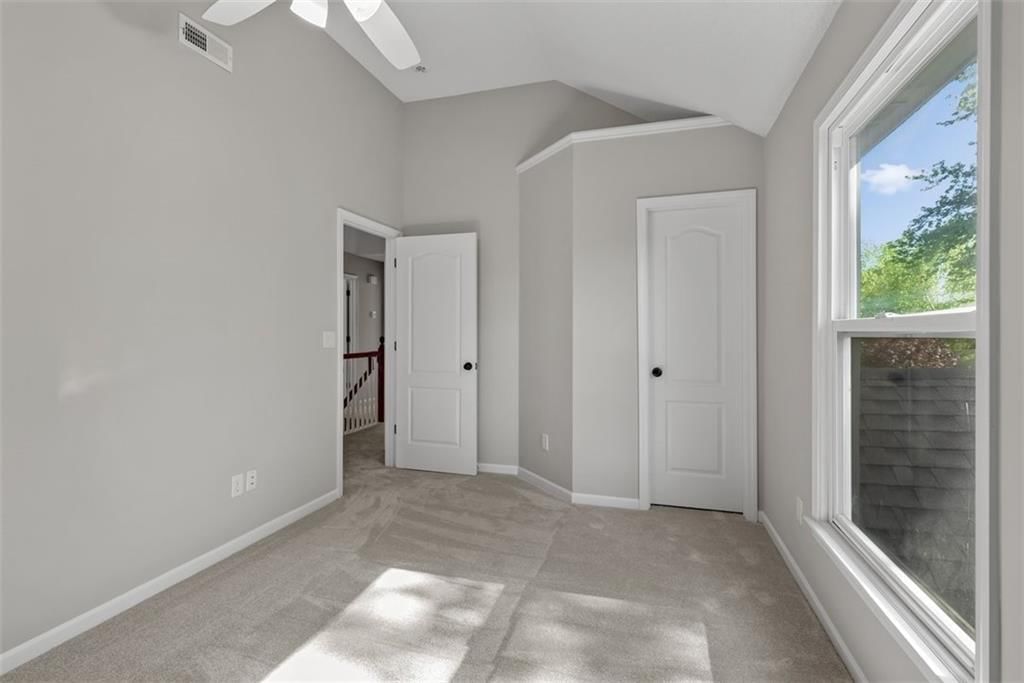 15216 Woodson Street — photo 27