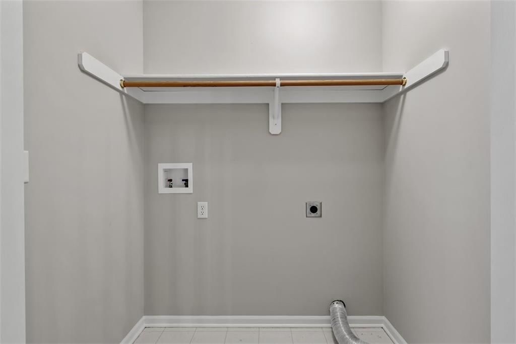 15216 Woodson Street — photo 30