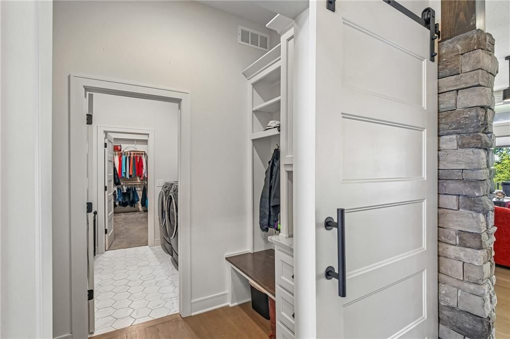 3121 SW Merriam Drive — photo 18
