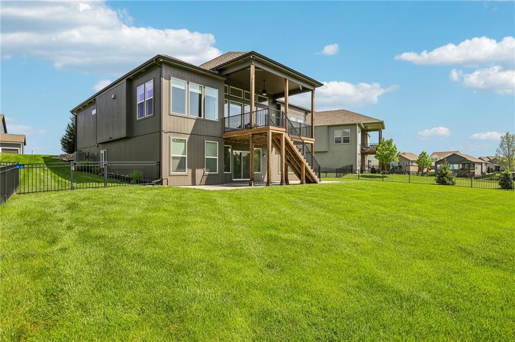 3121 SW Merriam Drive — photo 32