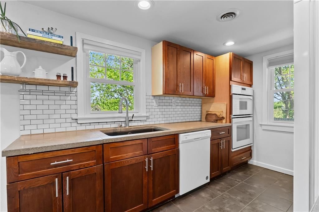 4136 CHARLOTTE Street — photo 18