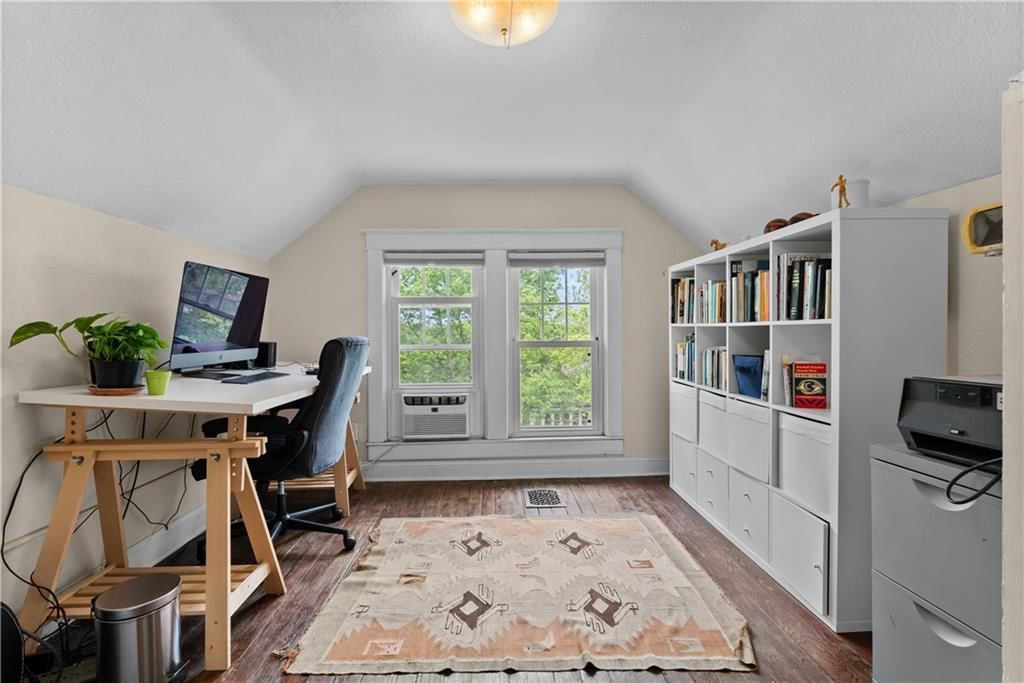 4136 CHARLOTTE Street — photo 41