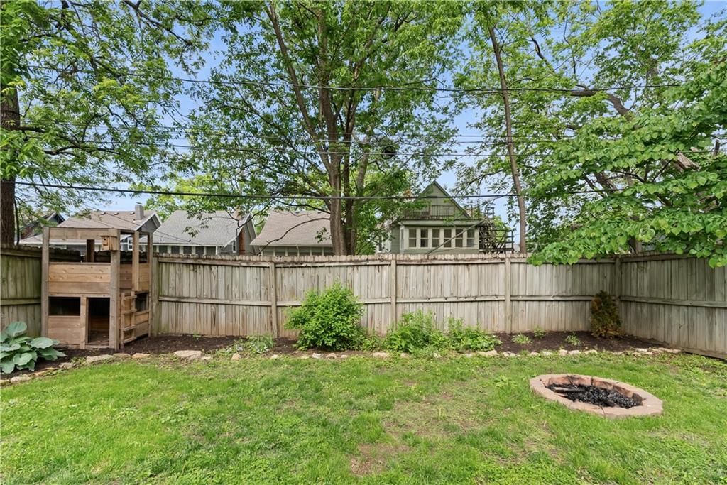 4136 CHARLOTTE Street — photo 47