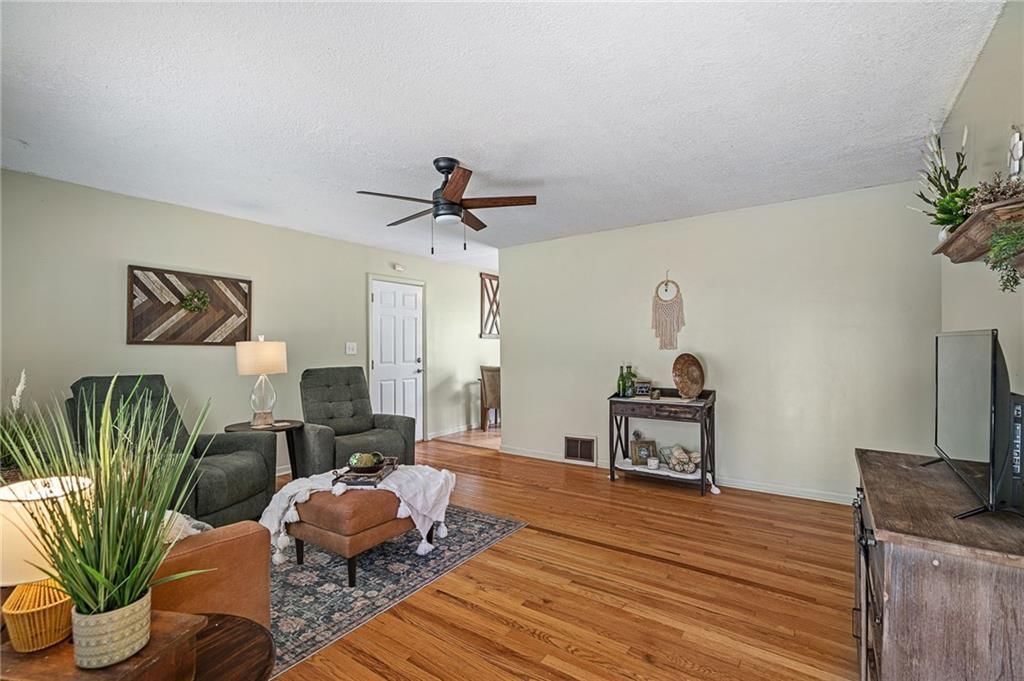 7234 Ridge Avenue — photo 6