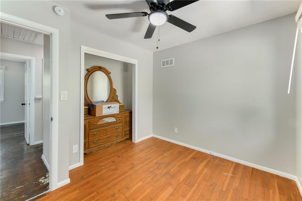 8746 N Troost Avenue — photo 16