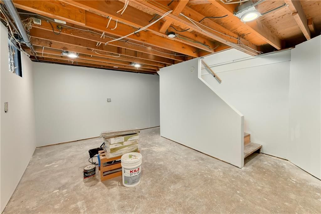 8746 N Troost Avenue — photo 18
