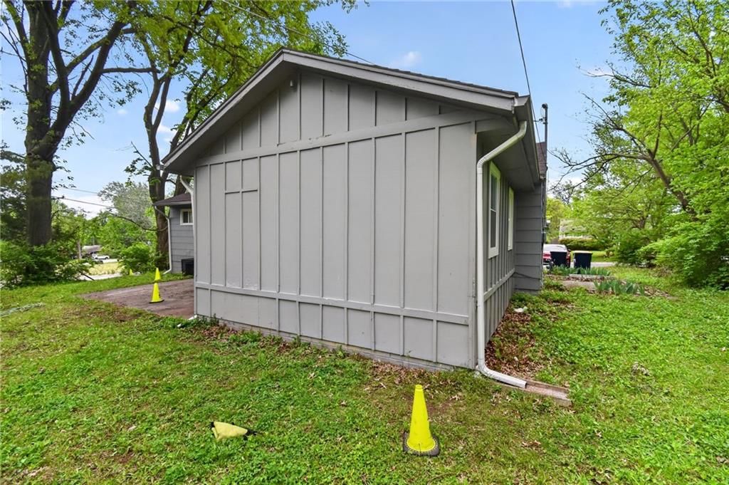 11400 Sycamore Terrace — photo 4