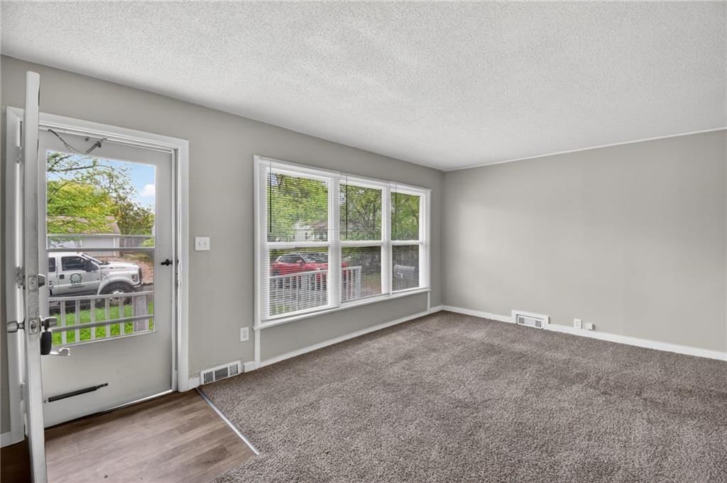 11400 Sycamore Terrace — photo 7
