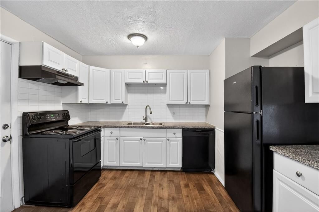 11400 Sycamore Terrace — photo 16