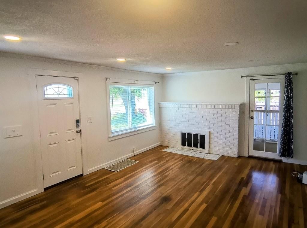 1005 S Forest Avenue — photo 9
