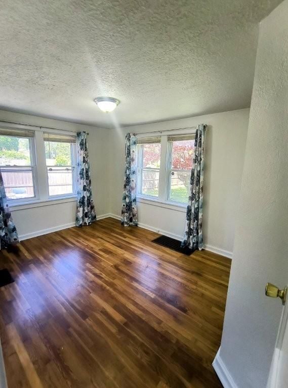1005 S Forest Avenue — photo 15