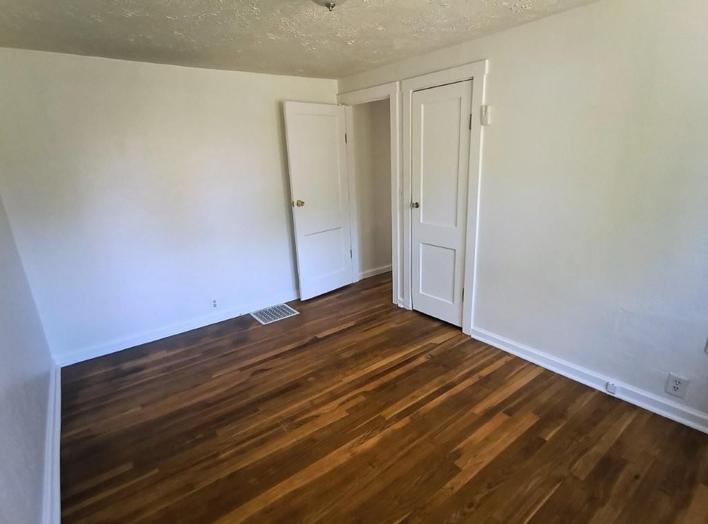 1005 S Forest Avenue — photo 17