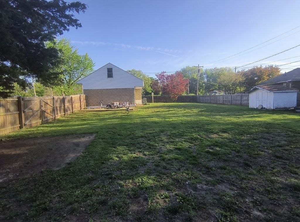 1005 S Forest Avenue — photo 38