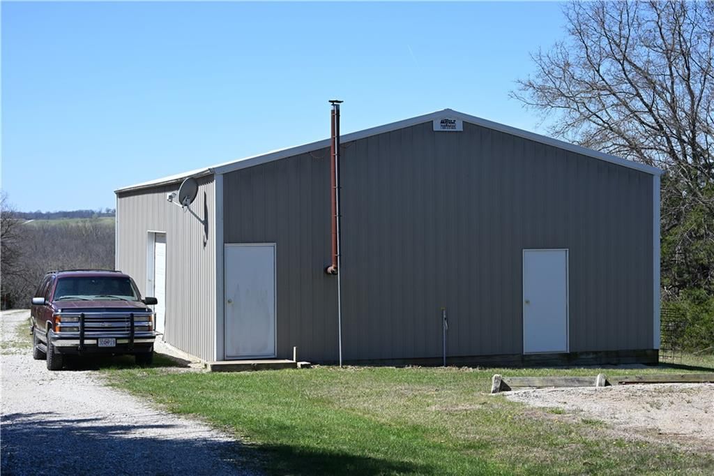 25240 Hwy T Highway — photo 27