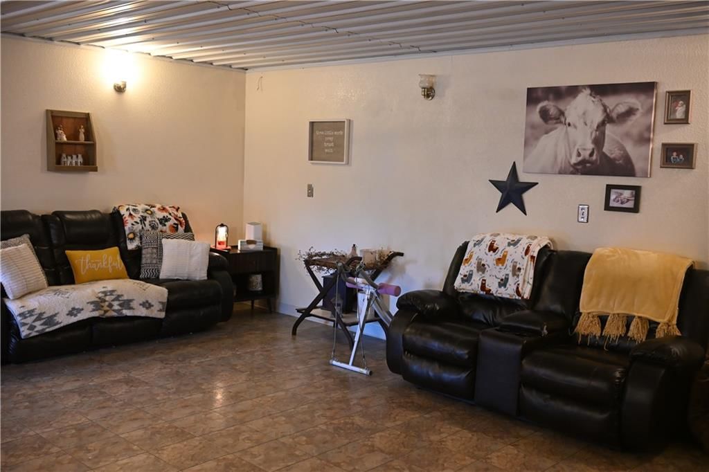 25240 Hwy T Highway — photo 43