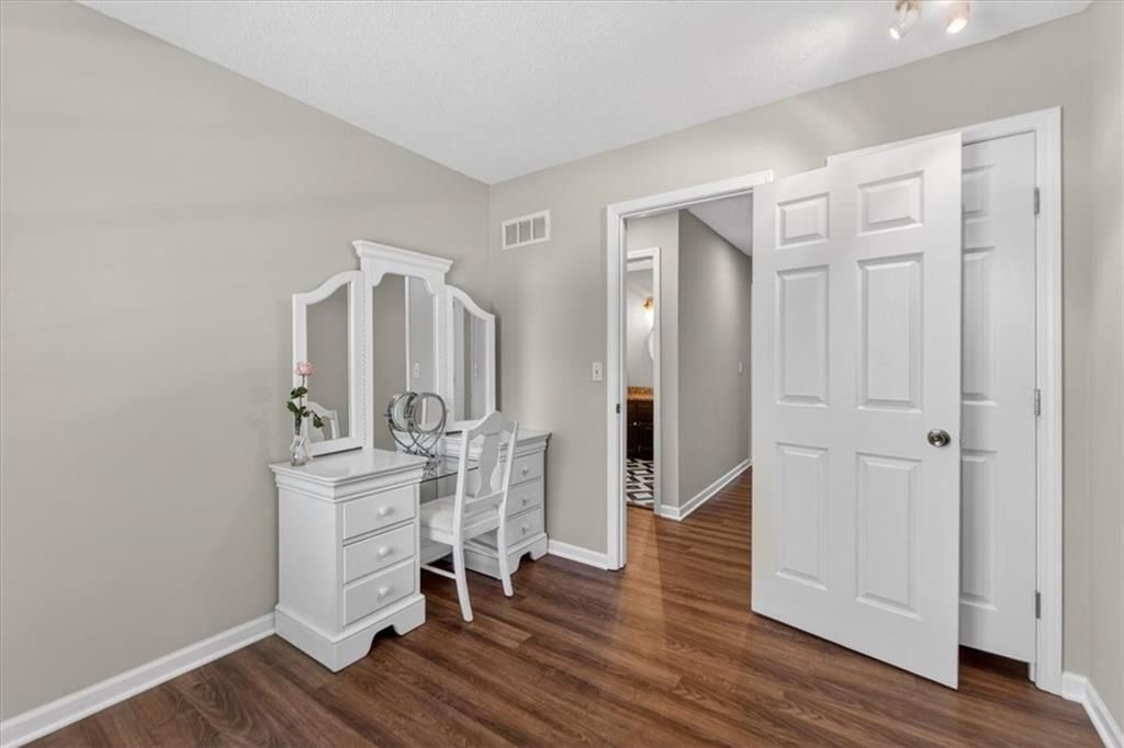 9100 W 49th Street — photo 39