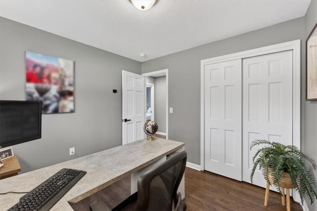 7810 NW Bluegrass Drive — photo 19