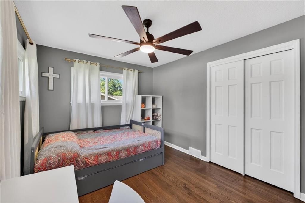 7810 NW Bluegrass Drive — photo 21