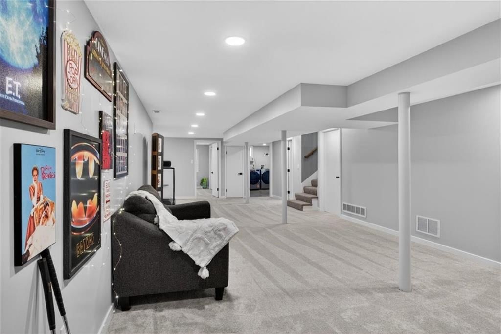 7810 NW Bluegrass Drive — photo 30