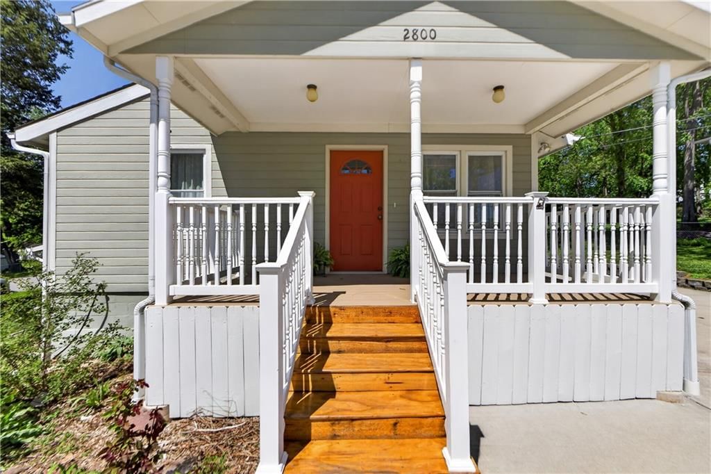 2800 Russell Road, Kansas City, MO