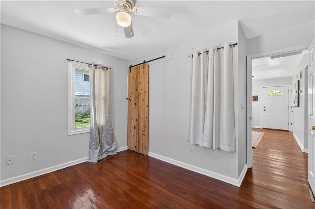 2800 Russell Road — photo 15