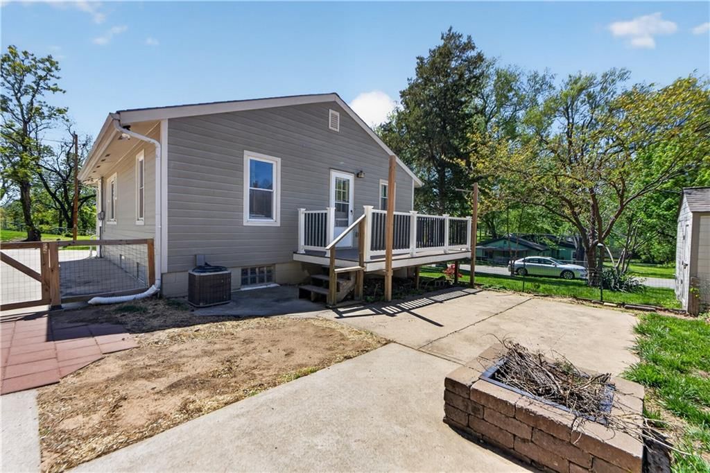 2800 Russell Road — photo 25