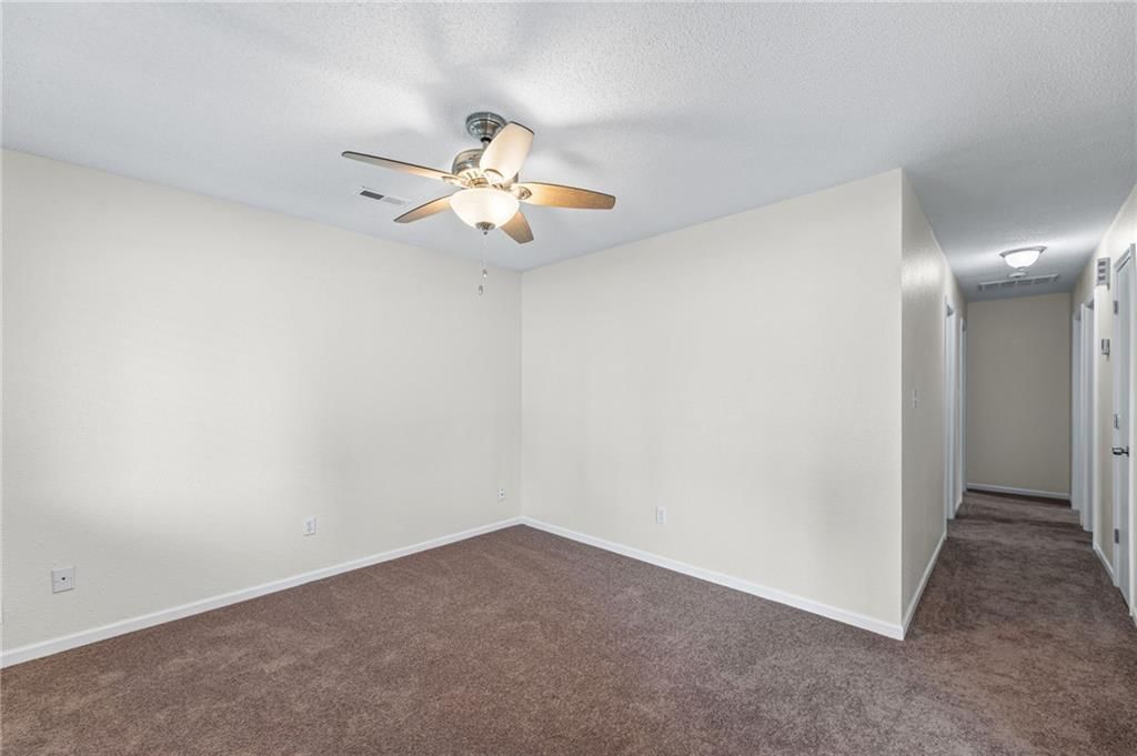 810 N Iowa Street — photo 5
