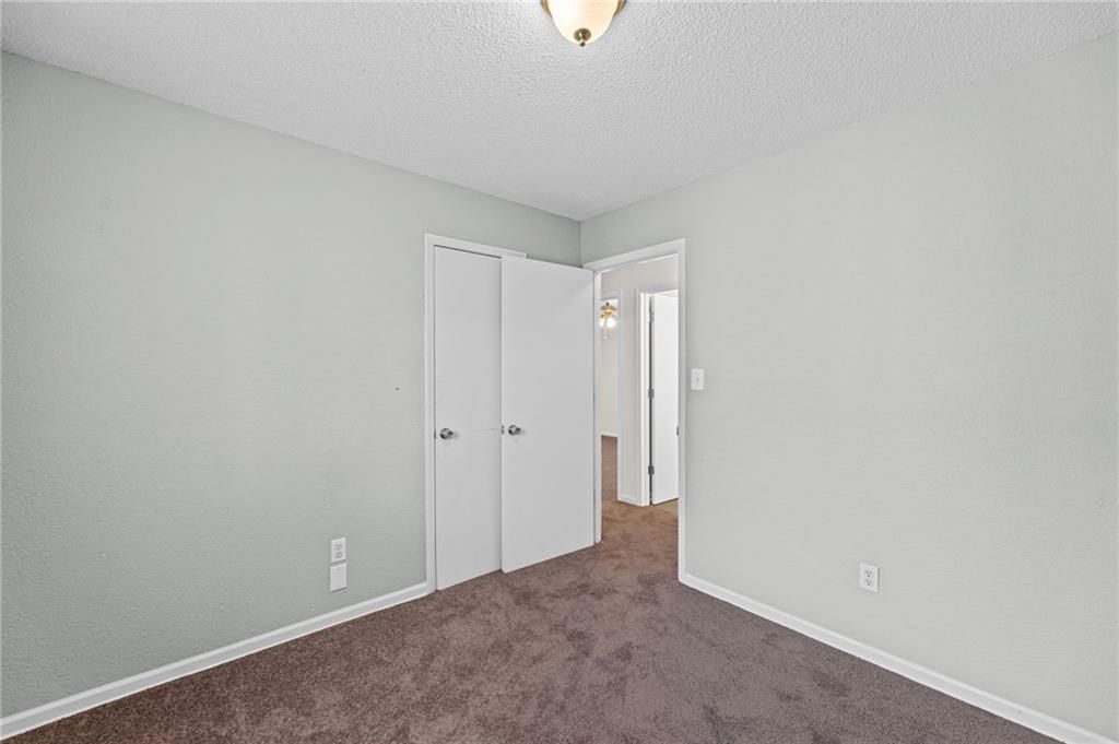 810 N Iowa Street — photo 22