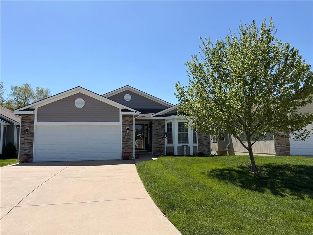17405 E 54th Ter Court — photo 2