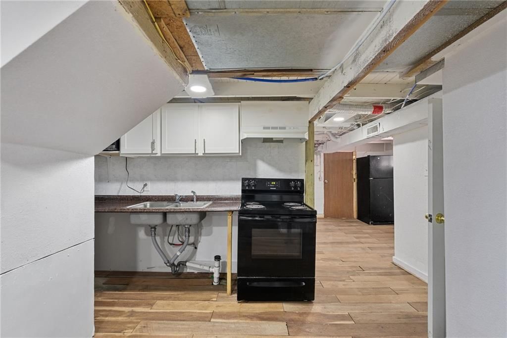 810 S Woodland Avenue — photo 13