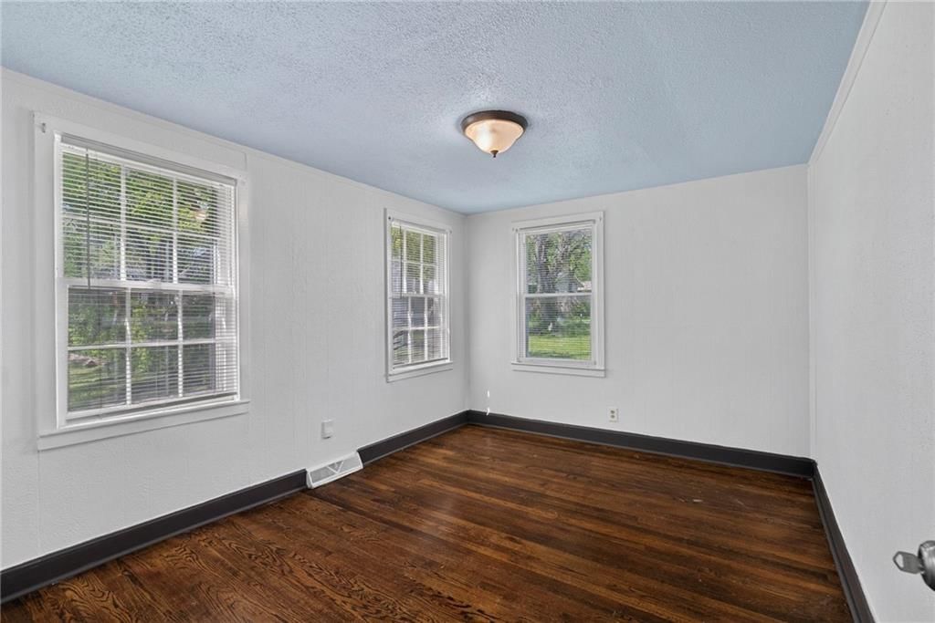 810 S Woodland Avenue — photo 22