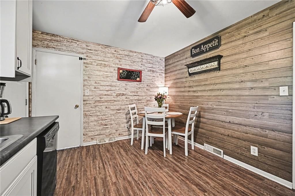 105 BEACH Drive — photo 14