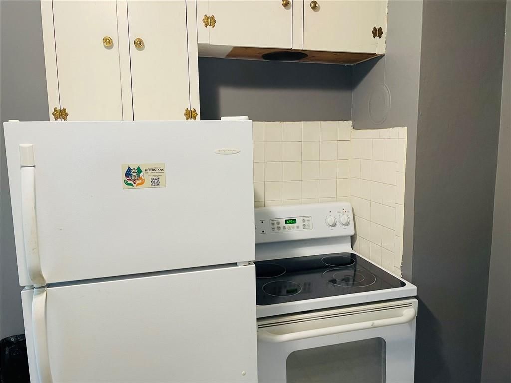 1124 Spruce Street — photo 11