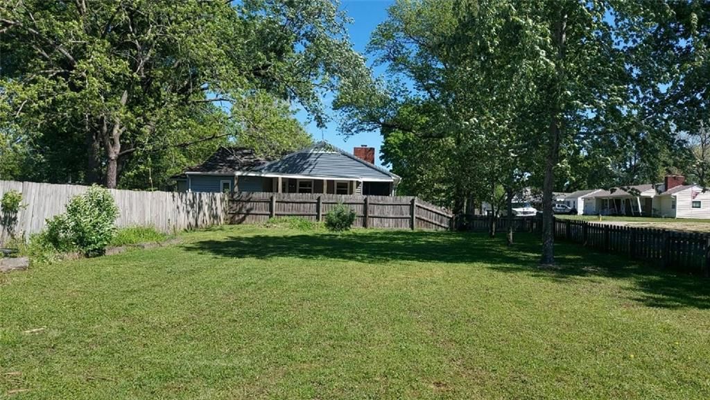 602 W Jefferson N/A — photo 22