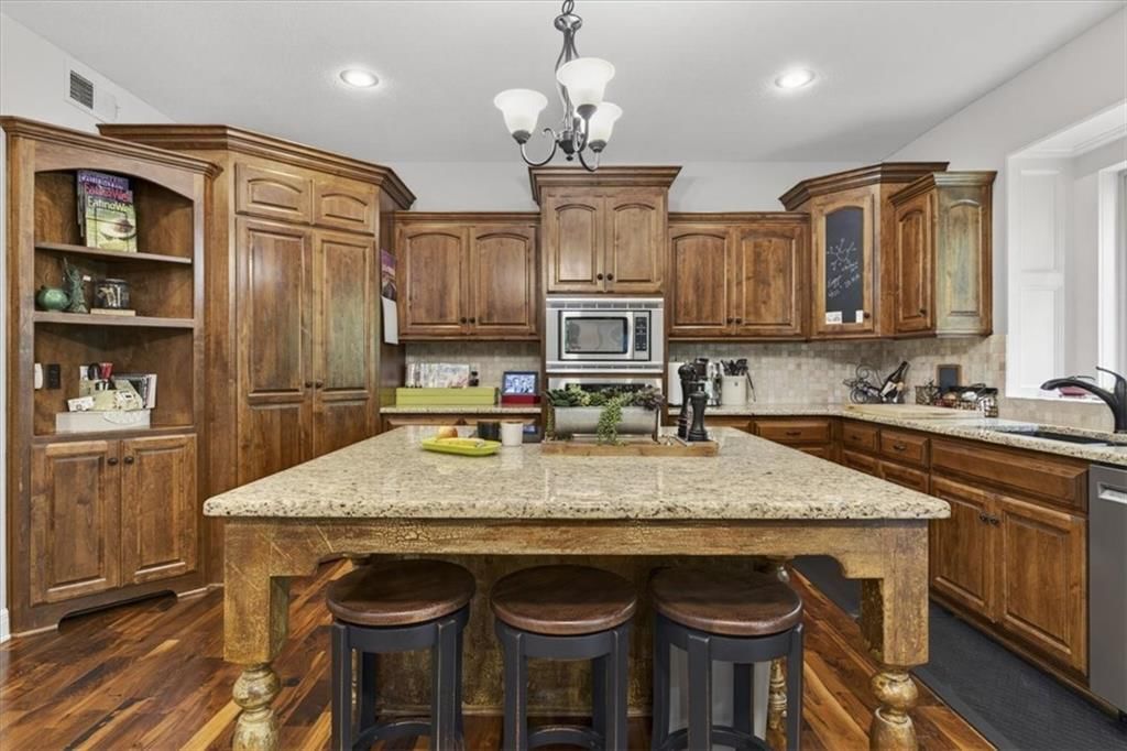 4404 NE Georgian Drive — photo 20