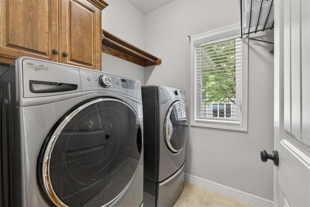 4404 NE Georgian Drive — photo 35