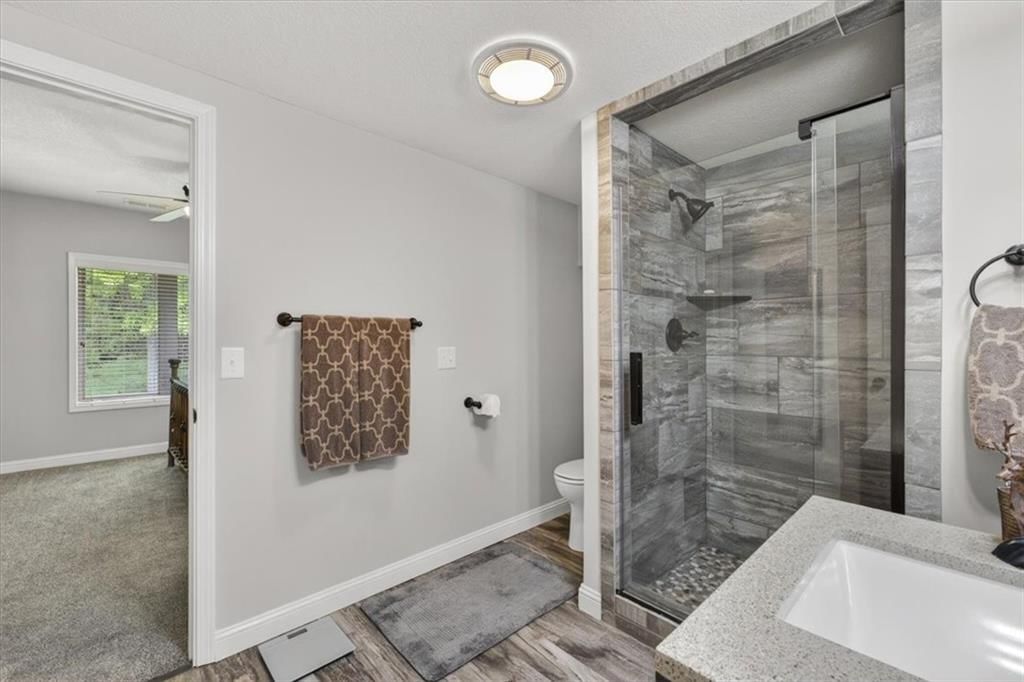4404 NE Georgian Drive — photo 49