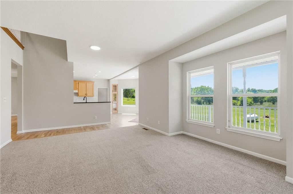 11310 S Hunt Road — photo 10