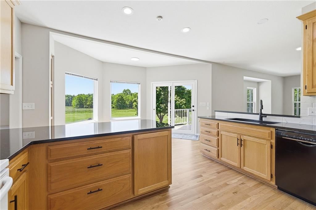 11310 S Hunt Road — photo 15